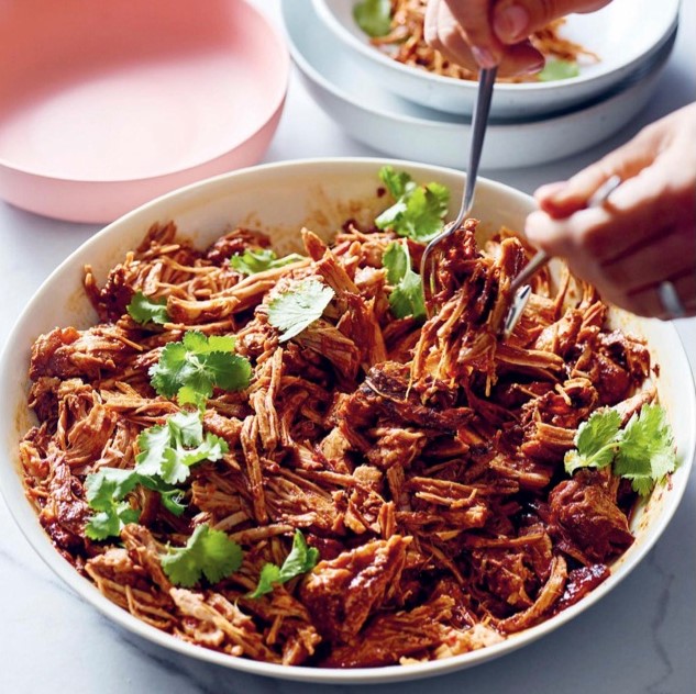 PULLED PORK WITH SMOKY BARBECUE SAUCE